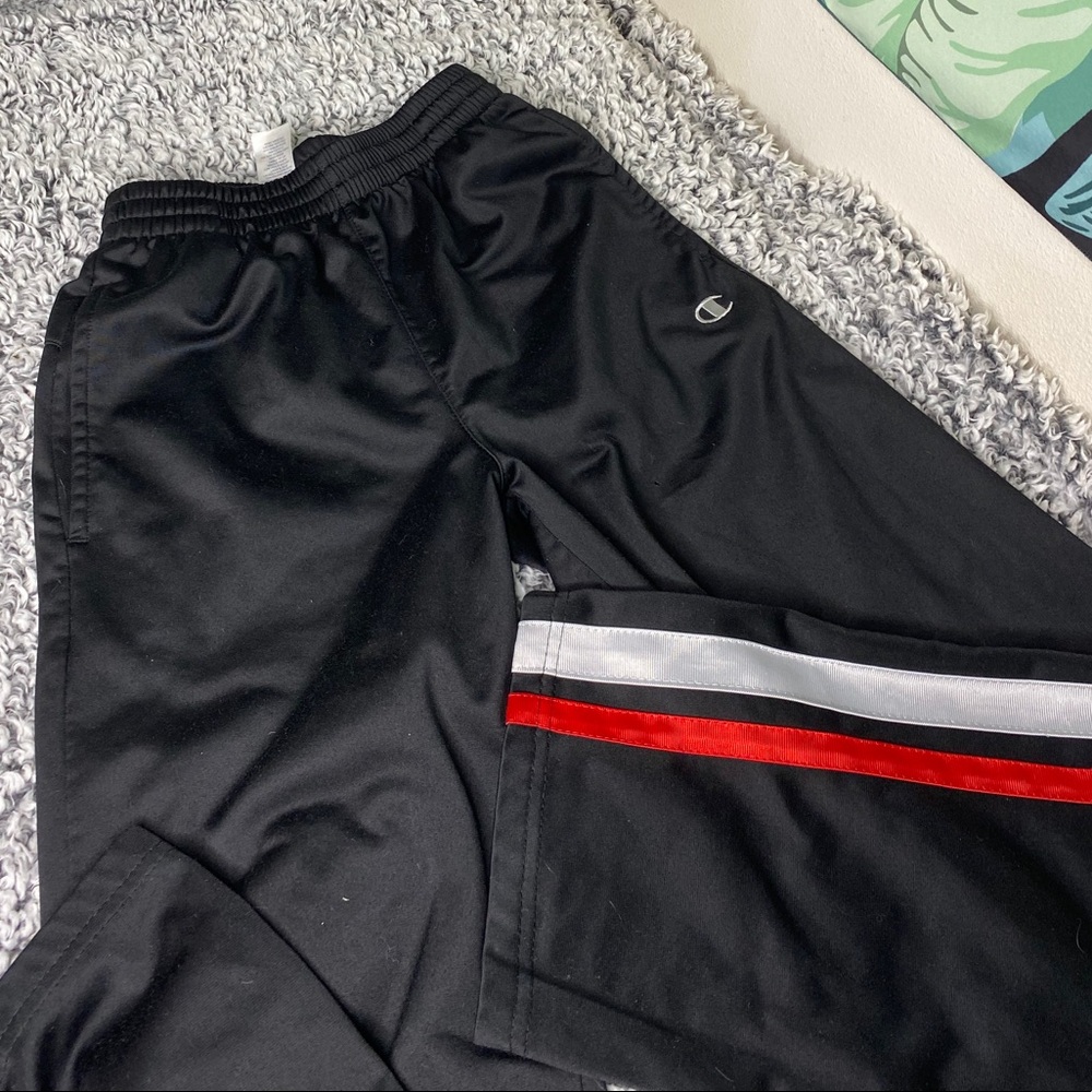Champion boys sweatpants ❣️